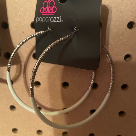 Jewelry Bundle (5) - Picture 5 of 8